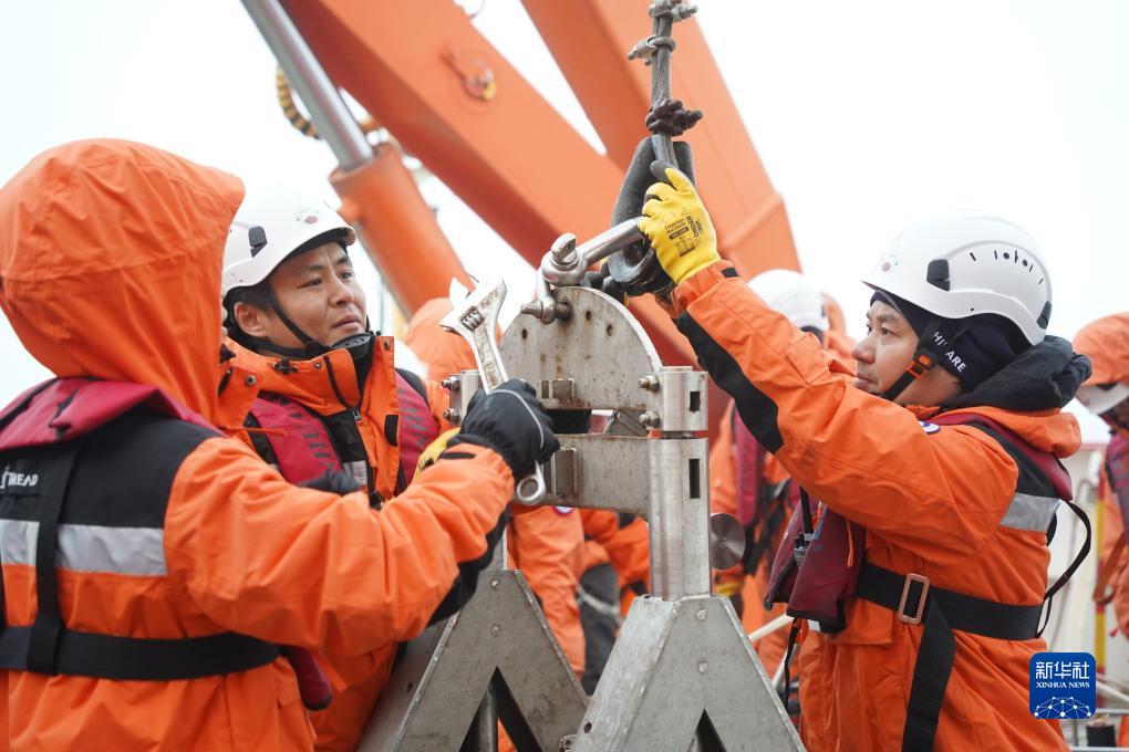 中国第13次北冰洋科学考察队正式开始大洋科考作业(图6)