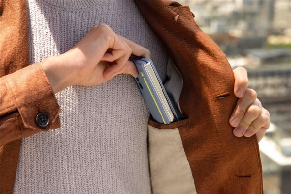 折叠屏手机全面进化之作 三星 Galaxy Z Fold5 轻薄与实用并重(图2)