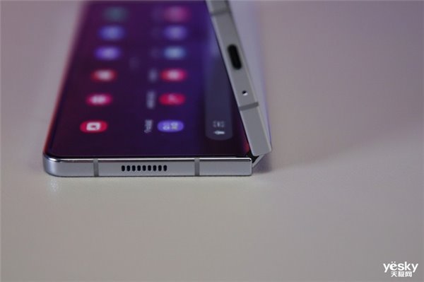 用了两周三星 Galaxy Z Fold5 聊聊我的感受和一些细节 用了两周三星 Galaxy Z Fold5 聊聊我的感受和一些细节(图2)