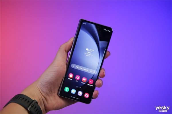 用了两周三星 Galaxy Z Fold5 聊聊我的感受和一些细节 用了两周三星 Galaxy Z Fold5 聊聊我的感受和一些细节(图1)