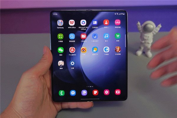 用了两周三星 Galaxy Z Fold5 聊聊我的感受和一些细节 用了两周三星 Galaxy Z Fold5 聊聊我的感受和一些细节(图26)