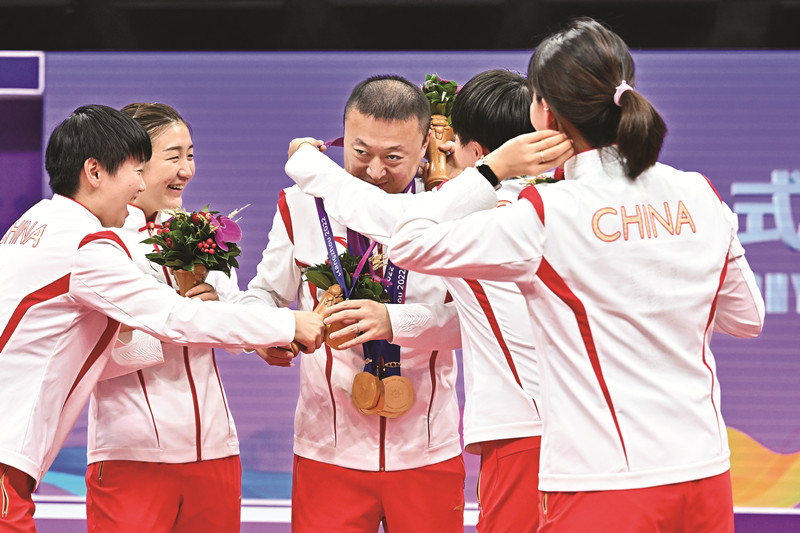 实现团体五连冠——中国女乒用团结筑起新的长城(图1)