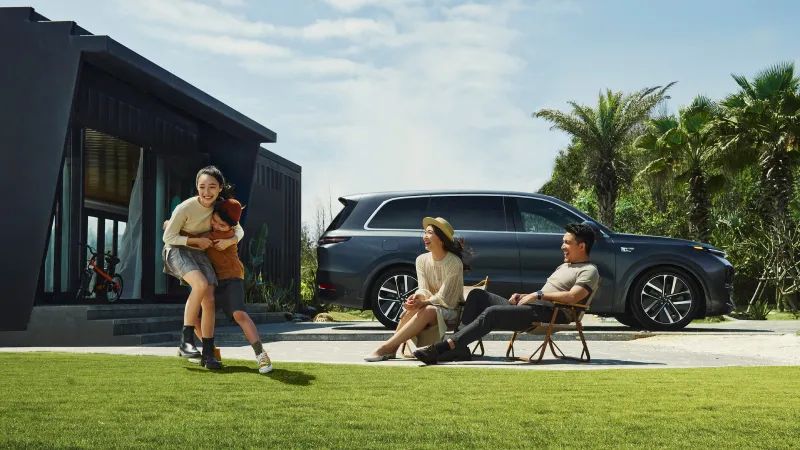 理想被爆账面现金达700亿!接下来目标:花钱?(图3) 图片