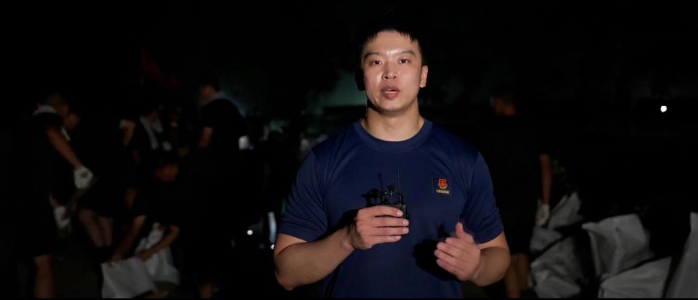 微视频｜今天，他们站在“C位”(图3)