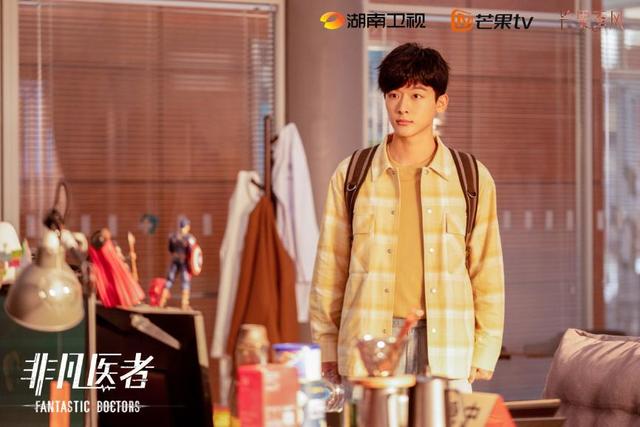 《非凡医者》定档 张晚意反差演绎另类“医学天才”(图4) 《非凡医者》定档 张晚意反差演绎另类“医学天才”(图4)