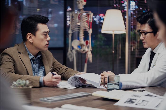 《非凡医者》：寻回医疗剧深度温度浓度(图1)