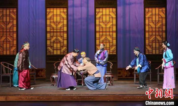 彰显“津味曲艺”特色 新编曲艺剧《硕二爷传奇》在天津首演