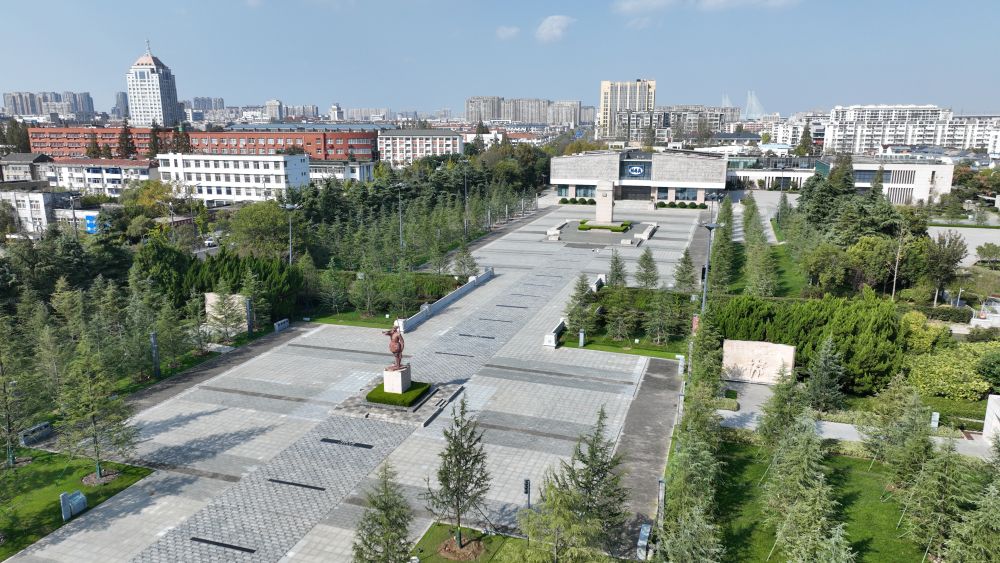 时政镜距离｜在这里，回荡“铁军”军魂(图8)
