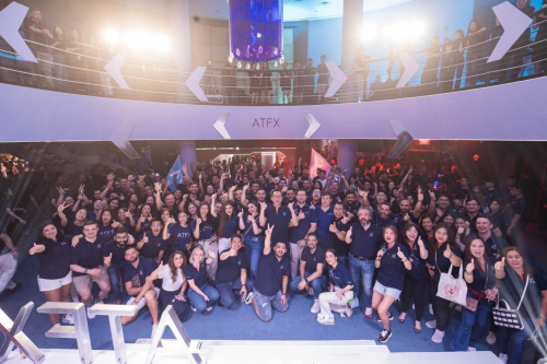 华章盛启，ATFX集团年会盛典精彩演绎无限可能(图3)