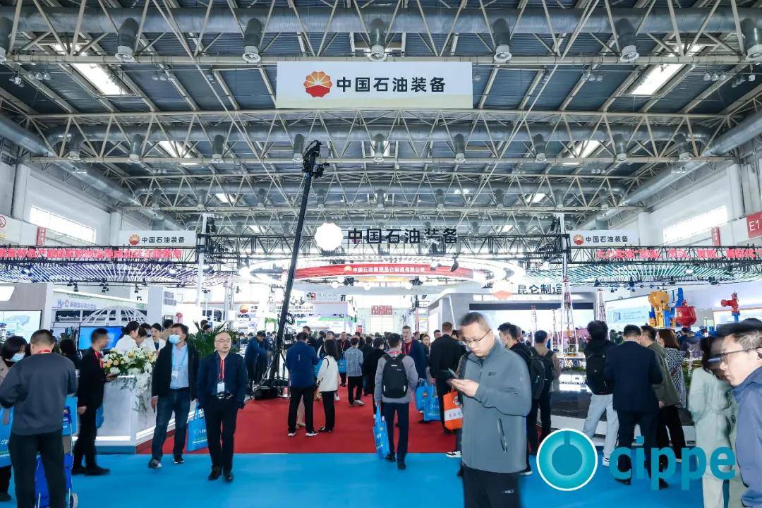 
			超万件国内外油气尖端设备集体亮相 第二十四届中国国际石油石化技术装备展览会3月25日开幕
		(图11)