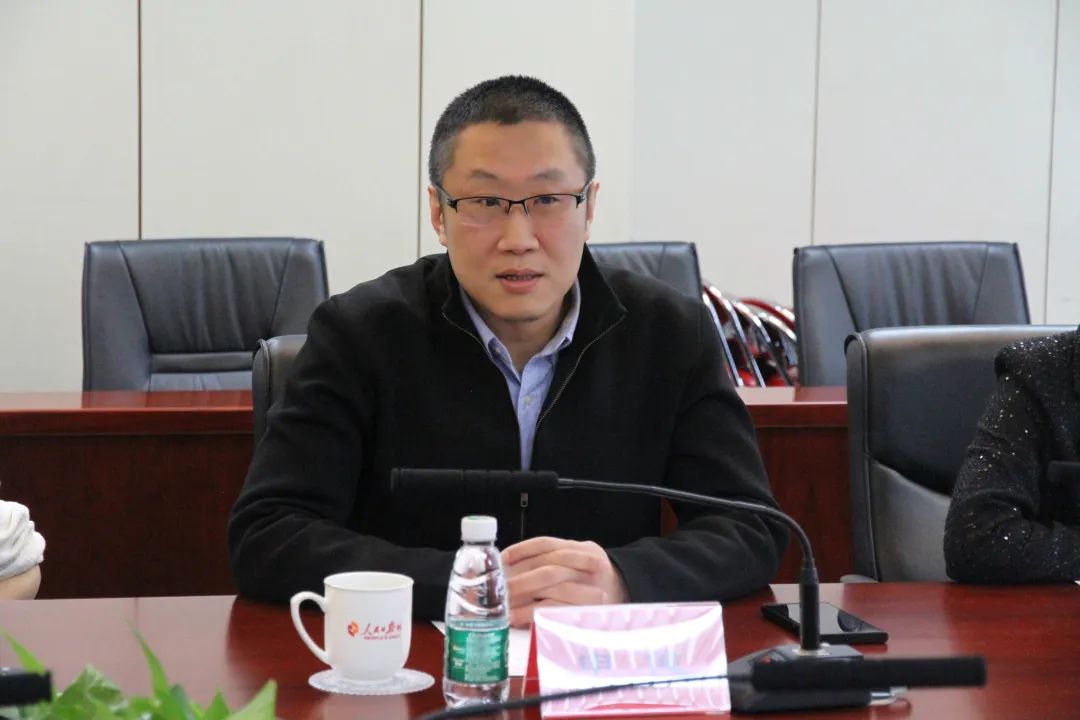 
			人民创意与泰丰文化达成合作 携手共建“文化+科技”融合新模式
		(图3)