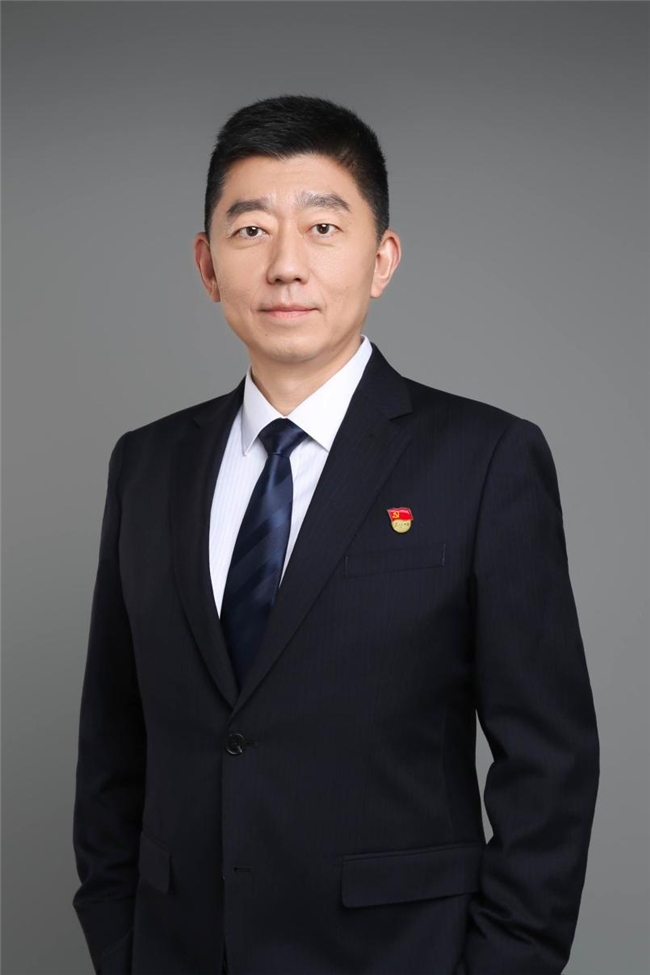
			扬子江药业集团徐浩宇获得“2022-2023年度江苏省优秀企业家”称号
		(图1)