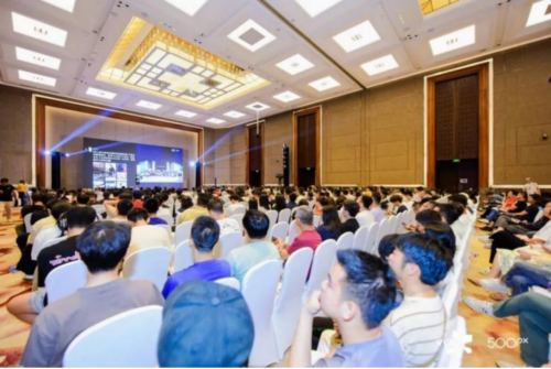 
			2024视觉中国&500px视觉盛典海口站成功举办
		(图2)