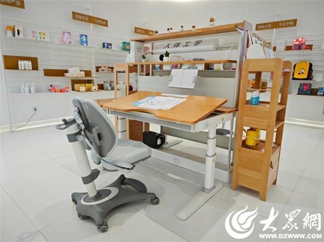 
			光明园迪站稳中高端市场，看聊城“质造”的学习桌如何做到“遥遥领先”？
		(图2)