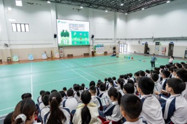 童心共筑绿色梦!南沙街道开展生活垃圾分类进校园宣传活动(图1) 童心共筑绿色梦!南沙街道开展生活垃圾分类进校园宣传活动(图1)