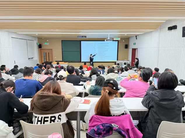 “筑梦名校，规划未来”保研录进高校活动持续进行(图5)