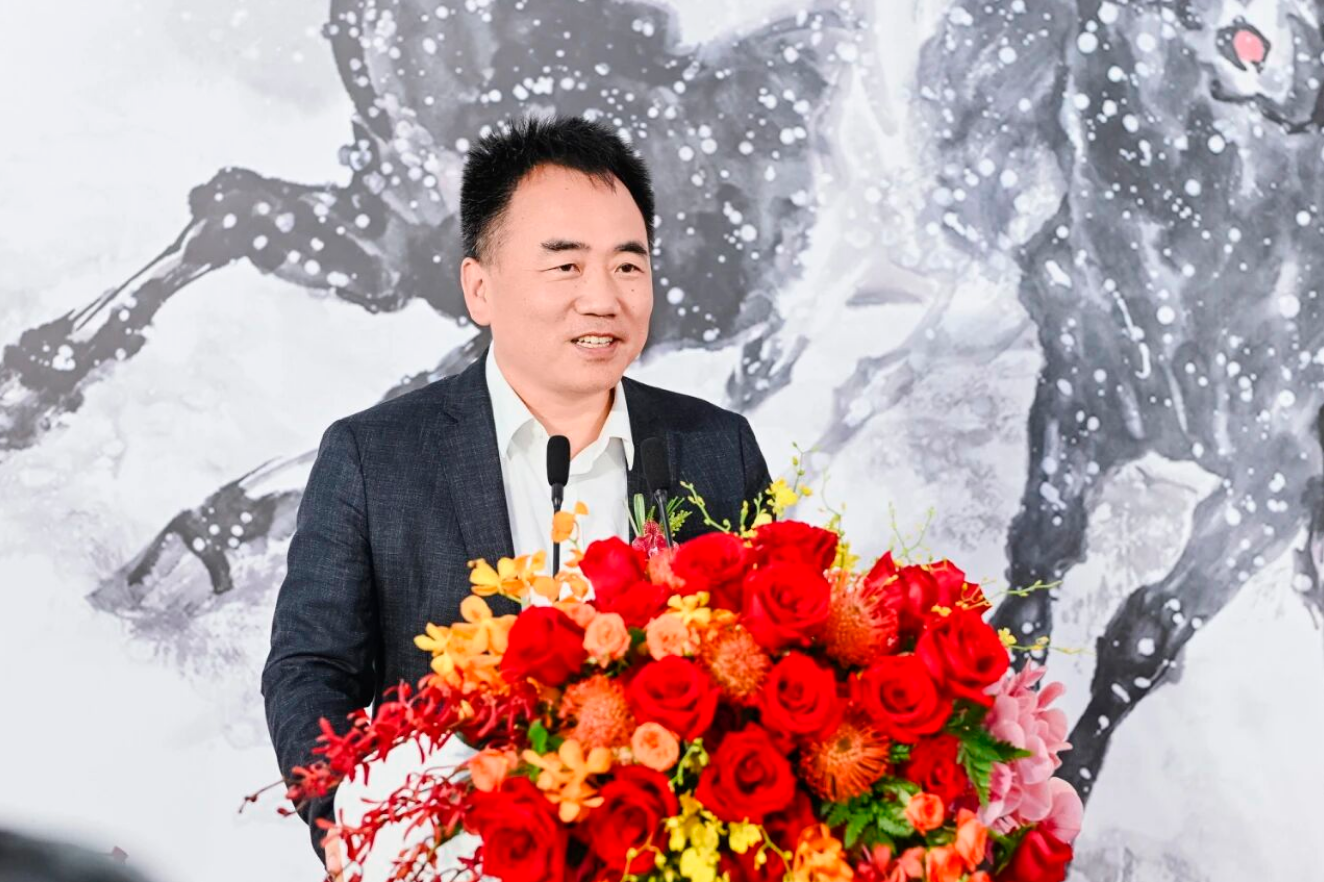 云巅驰骋 马到平安——马欣乐作品展开幕式在深圳平安金融中心隆重举行(图5)