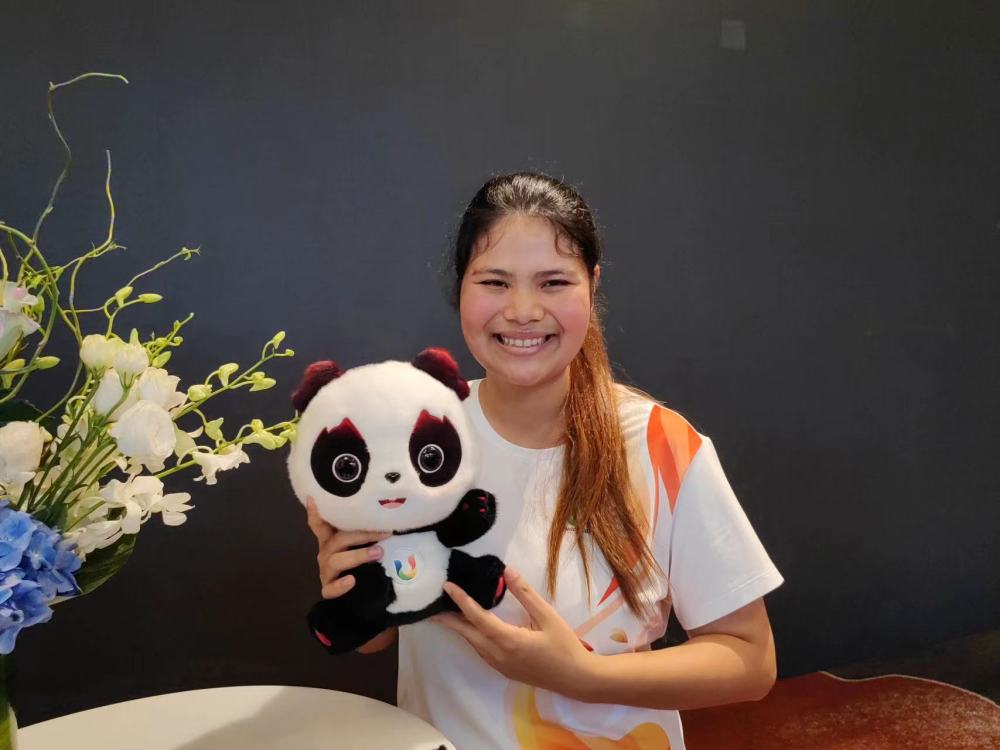 成都大运会 | 每个人都能找到自己的成都――大运会吉祥物“蓉宝”走俏的背后