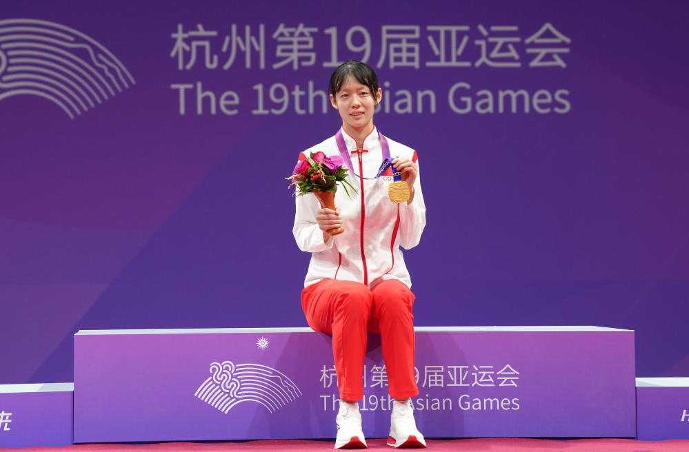 跆拳道比赛中国队女将宋洁再夺一金